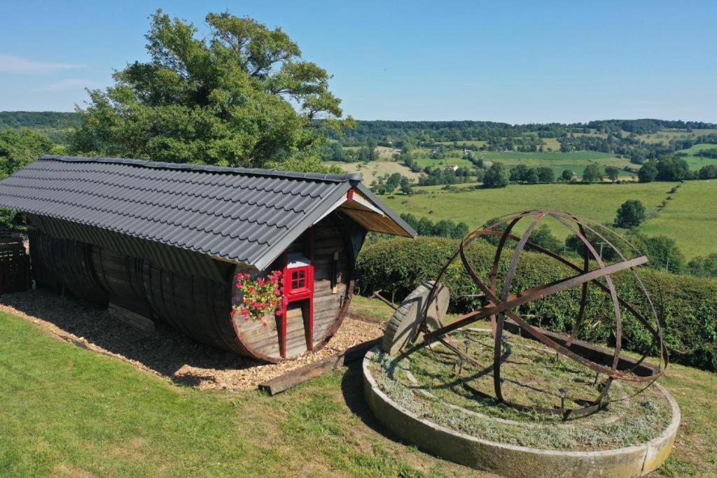 Gite Insolite "Le Coup De Foudre" Sa Vue Panoramique Vimoutiers Bagian luar foto